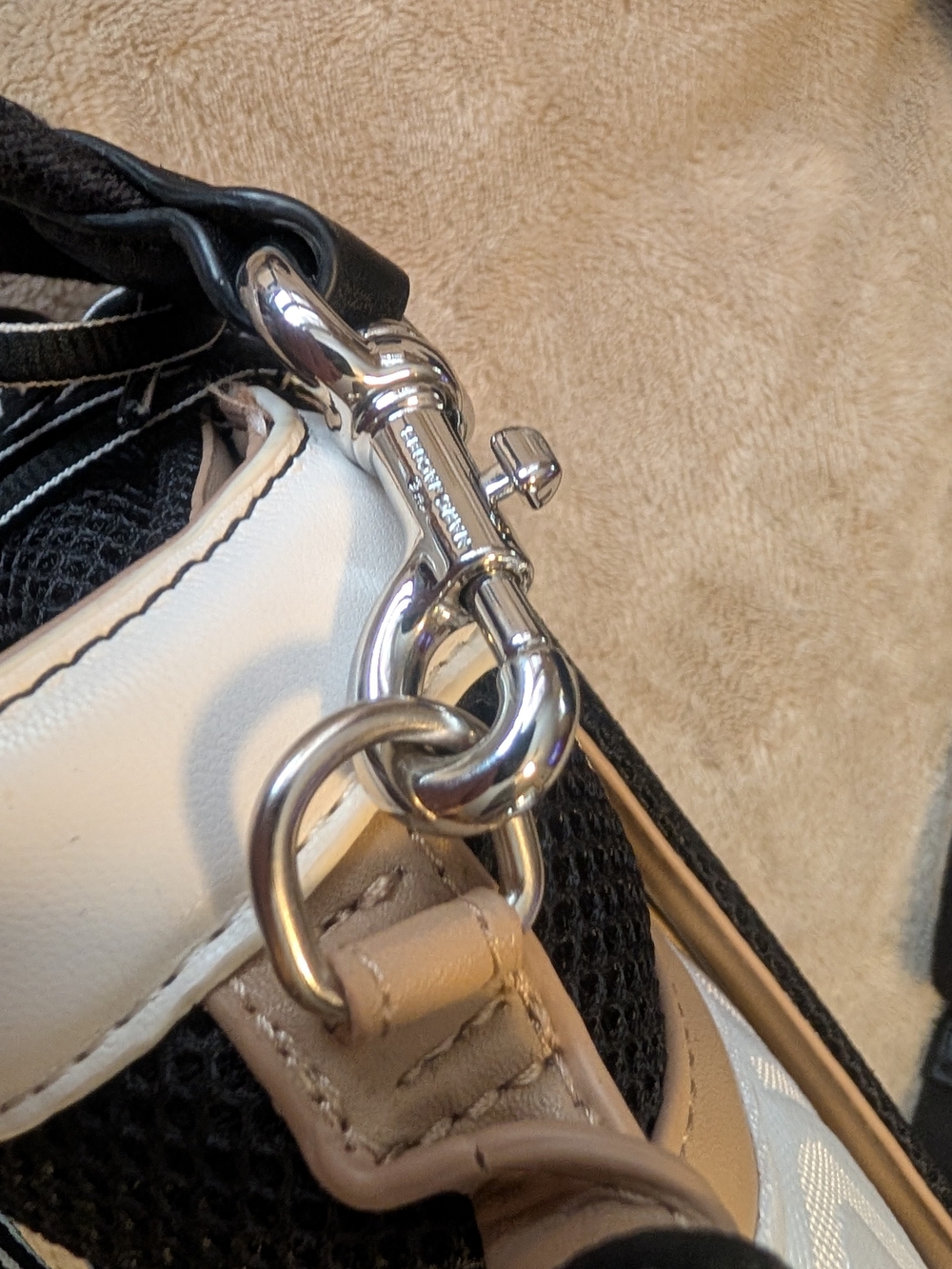 Steve Madden White and Black Sporty Crossbody Bag - Picture 4 of 6